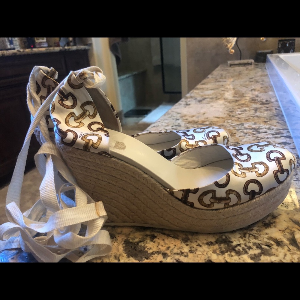 Gucci Wedge Sandals Size 40 (10)